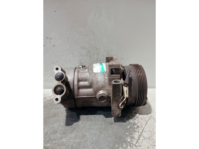 Recambio de compresor aire acondicionado para renault clio ii fase ii (b/cb0) referencia OEM IAM   