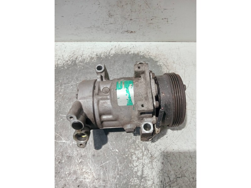 Recambio de compresor aire acondicionado para renault clio ii fase ii (b/cb0) referencia OEM IAM   