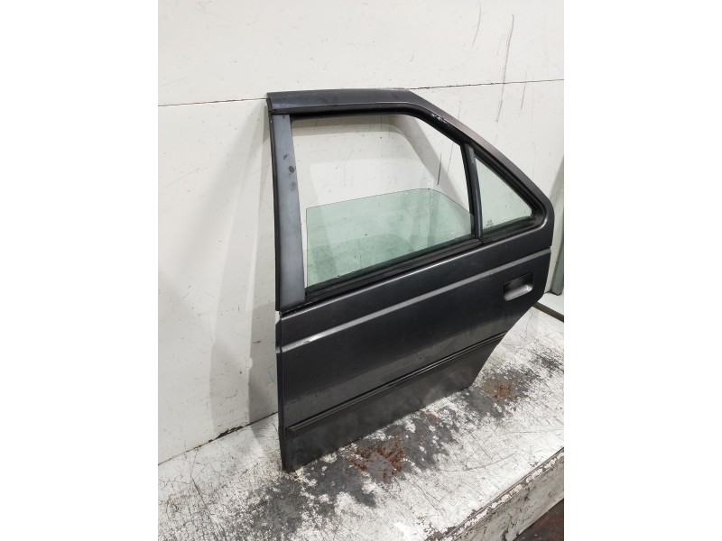 Recambio de puerta trasera izquierda para peugeot 405 berlina referencia OEM IAM   4P