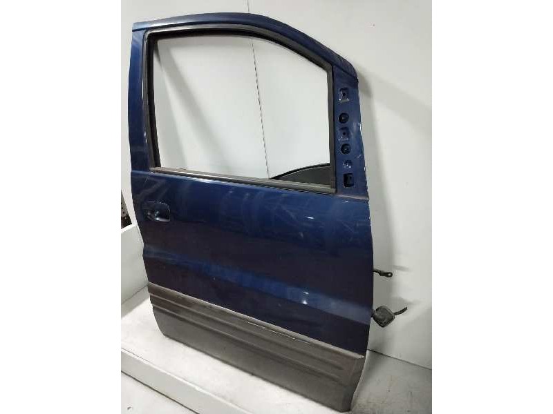 Recambio de puerta delantera derecha para hyundai h 1 2.5 turbodiesel referencia OEM IAM   