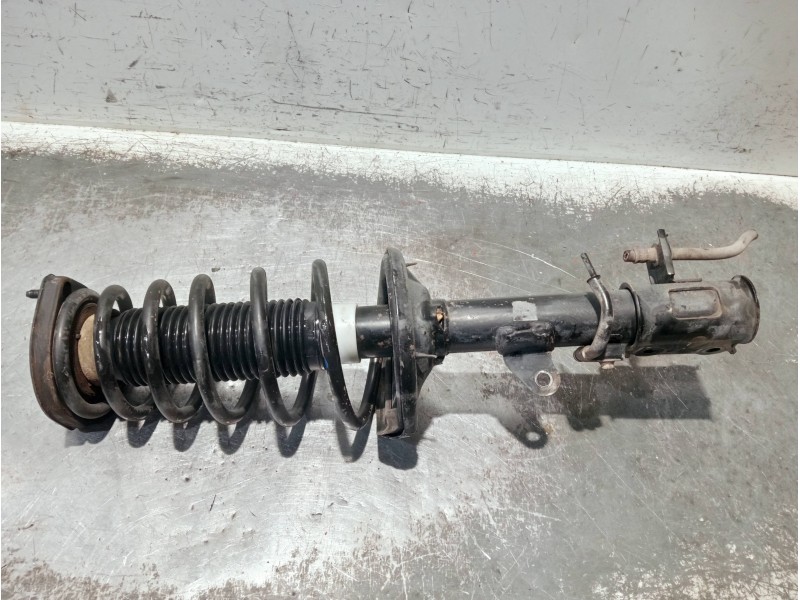 Recambio de amortiguador trasero izquierdo para hyundai coupe (gk) referencia OEM IAM 553512C250  
