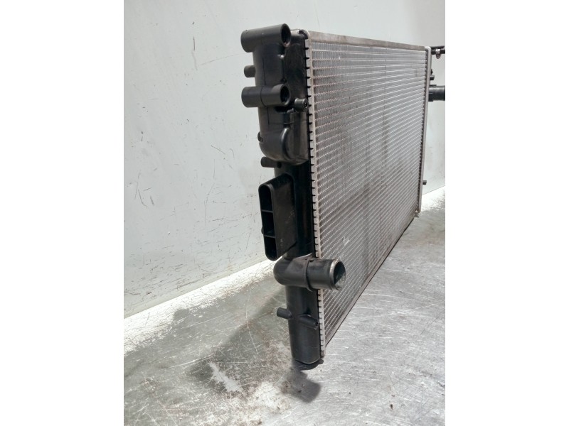 Recambio de radiador agua para iveco daily caja cerrada (1999 =>) referencia OEM IAM   