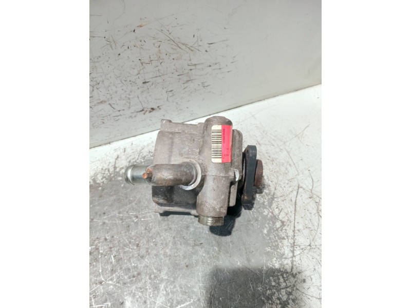 Recambio de bomba direccion para iveco daily caja cerrada (1999 =>) referencia OEM IAM 504238603 26115970 