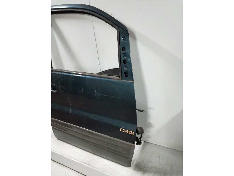 Recambio de puerta delantera derecha para hyundai h 1 referencia OEM IAM   
