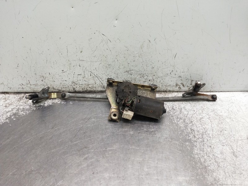 Recambio de motor limpia delantero para peugeot 309 referencia OEM IAM 9390332314  