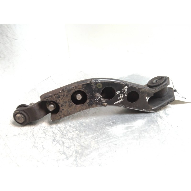 Recambio de brazo suspension inferior delantero derecho para opel corsa b 1.2 referencia OEM IAM   