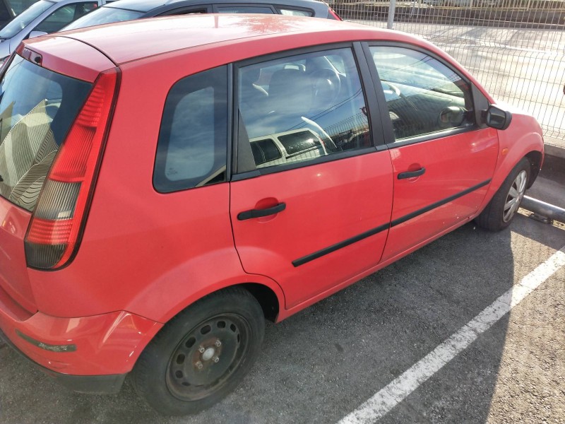 ford fiesta (cbk) del año 2003