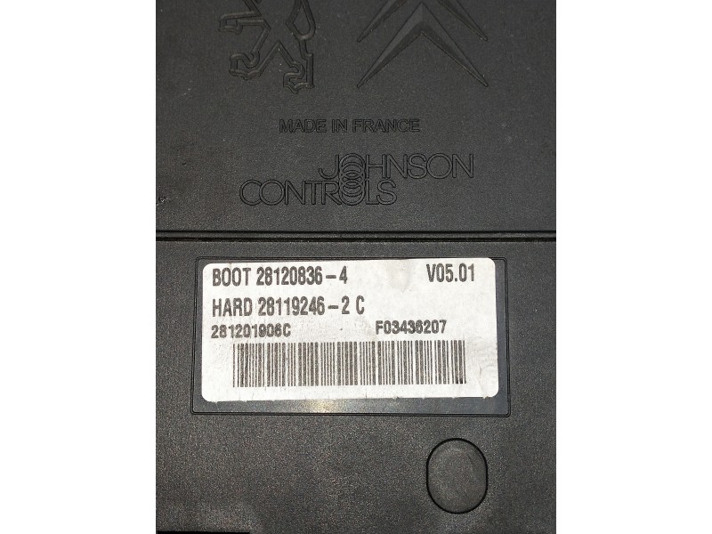 Recambio de caja reles / fusibles para citroen c4 berlina referencia OEM IAM 281208364 F03436207 