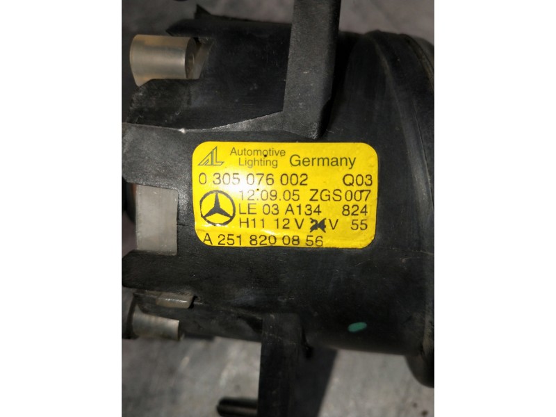 Recambio de faro antiniebla derecho para mercedes clase cls (w219) referencia OEM IAM 0305073002 A2518200856 