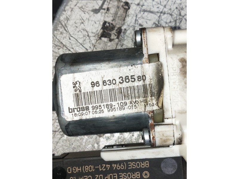 Recambio de elevalunas delantero derecho para peugeot 407 referencia OEM IAM 9663036580  