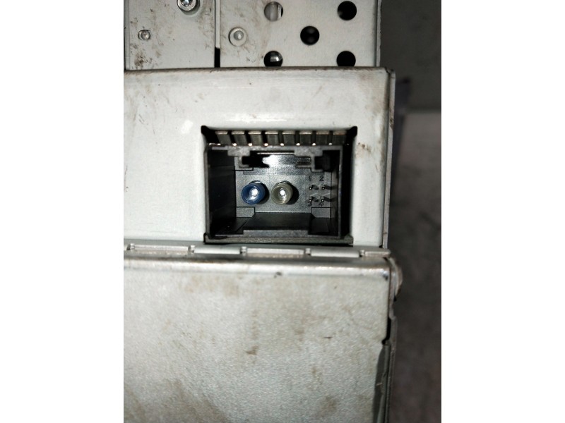 Recambio de sistema audio / radio cd para mercedes clase cls (w219) referencia OEM IAM A2118704789  