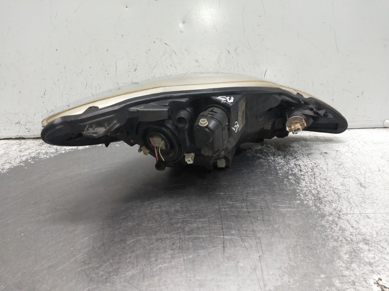 Recambio de faro izquierdo para peugeot 107 referencia OEM IAM   