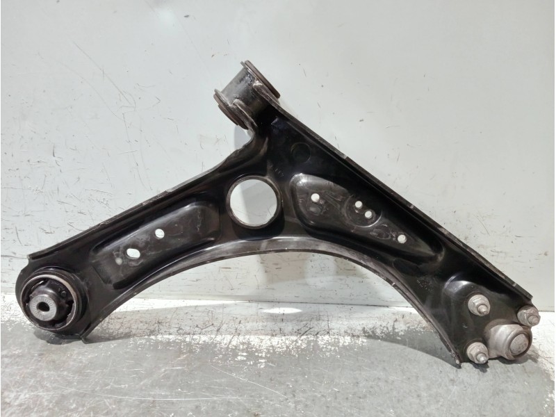 Recambio de brazo suspension inferior delantero izquierdo para volkswagen caddy furgón/kombi referencia OEM IAM 5R3407151B  