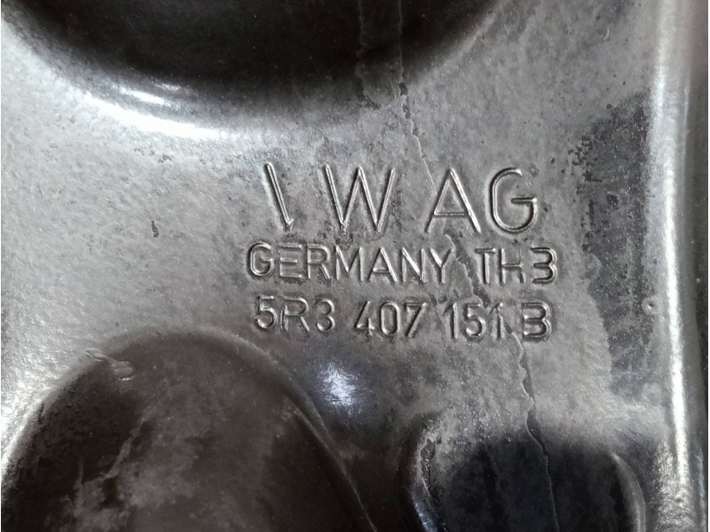 Recambio de brazo suspension inferior delantero izquierdo para volkswagen caddy furgón/kombi referencia OEM IAM 5R3407151B  