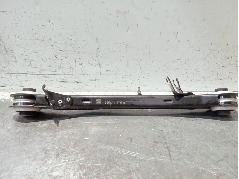 Recambio de brazo suspension inferior trasero derecho para volkswagen caddy furgón/kombi referencia OEM IAM 5R3505224D  