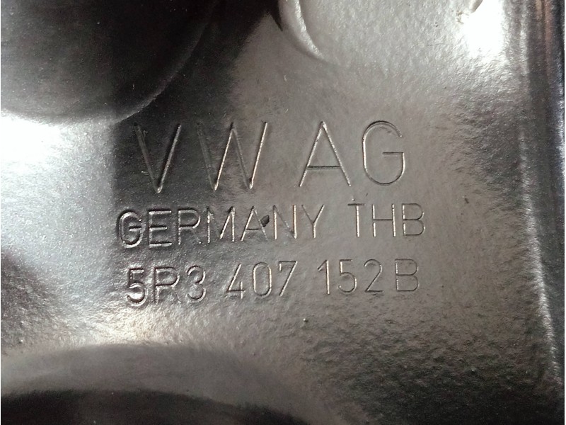 Recambio de brazo suspension inferior delantero derecho para volkswagen caddy furgón/kombi referencia OEM IAM 5R3407152B  
