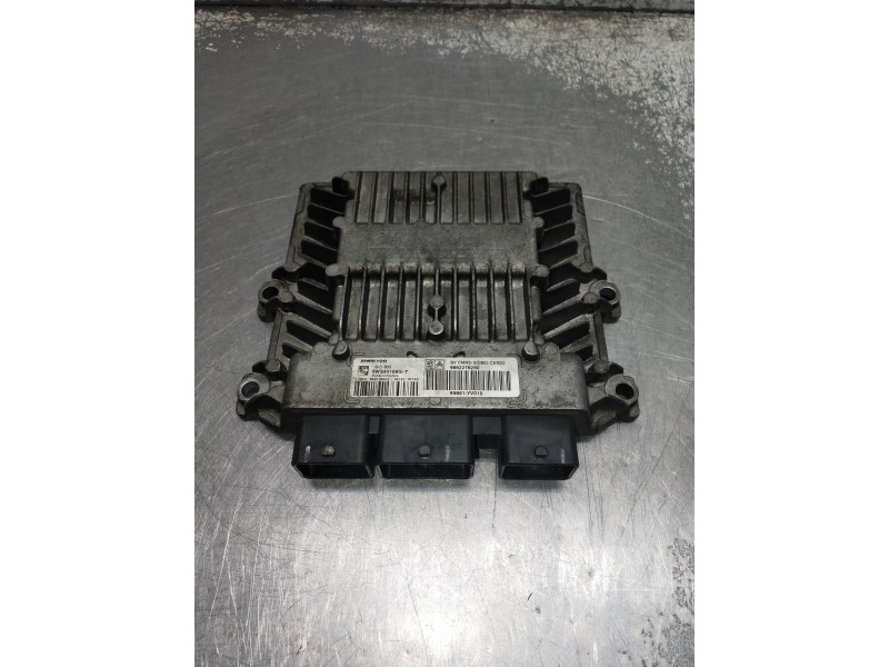Recambio de centralita motor uce para peugeot 107 referencia OEM IAM 9662276280 5WS40168GT 