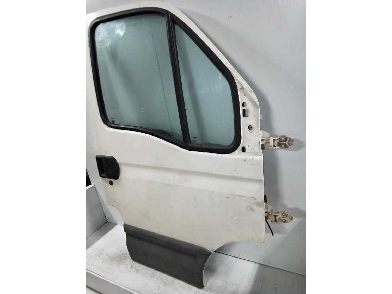 Recambio de puerta delantera derecha para iveco daily caja abierta / volquete referencia OEM IAM   