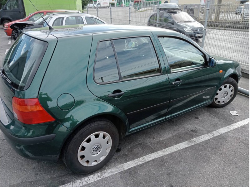 volkswagen golf iv berlina (1j1) del año 1998