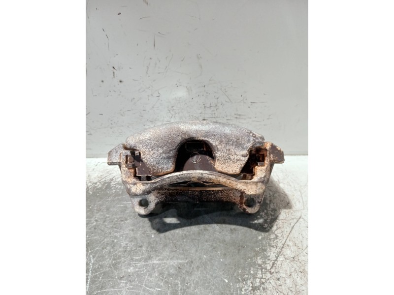 Recambio de pinza freno delantera derecha para volkswagen caddy furgón/kombi referencia OEM IAM 6799G  