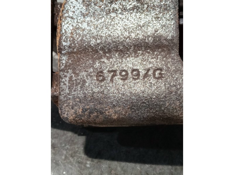 Recambio de pinza freno delantera derecha para volkswagen caddy furgón/kombi referencia OEM IAM 6799G  