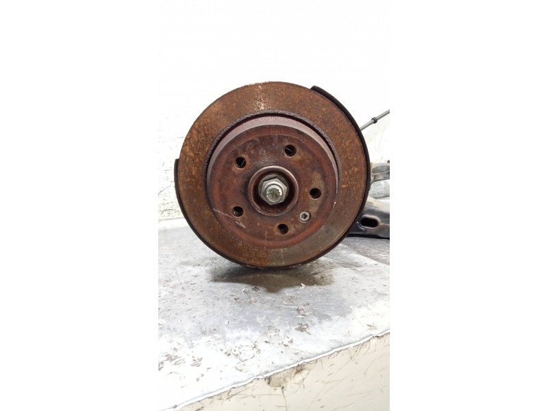 Recambio de mangueta trasera derecha para mercedes vito (w638) caja cerrada 110 cdi  (638.094) referencia OEM IAM A6383521504  