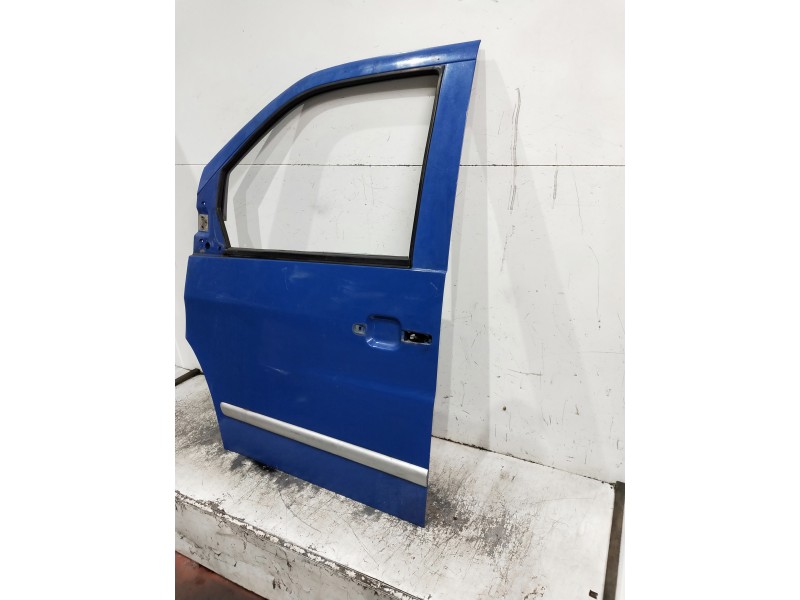 Recambio de puerta delantera izquierda para mercedes vito (w638) combi referencia OEM IAM   4P