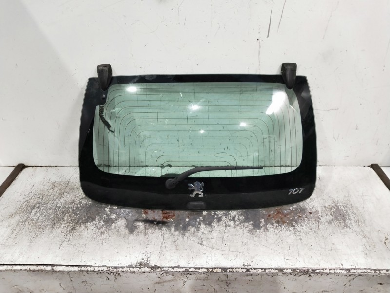 Recambio de porton trasero para peugeot 107 referencia OEM IAM   3P