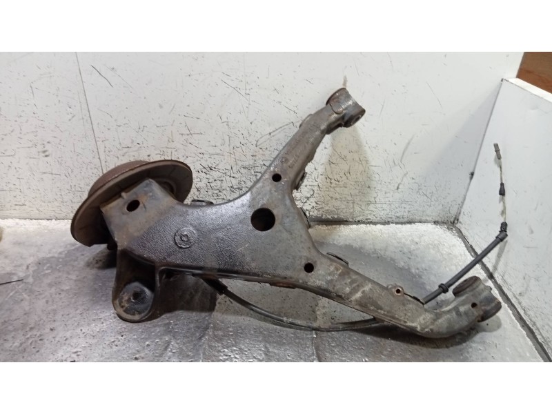 Recambio de mangueta trasera derecha para mercedes vito (w638) caja cerrada 110 cdi  (638.094) referencia OEM IAM A6383521504  