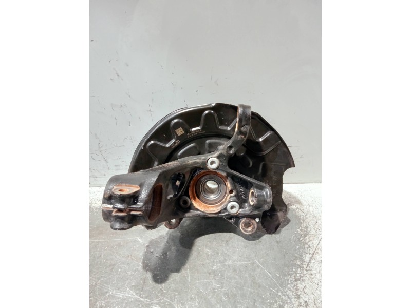 Recambio de mangueta delantera derecha para volkswagen caddy furgón/kombi referencia OEM IAM 5R3407256A  