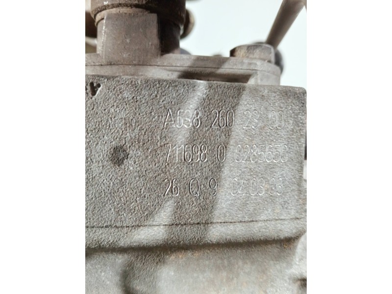 Recambio de caja cambios para mercedes vito (w638) combi referencia OEM IAM 711968 71196800285650A6382002300 26Q9040303 5V