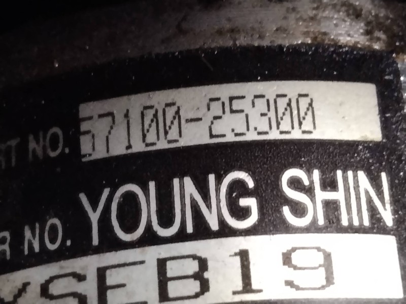 Recambio de bomba direccion para hyundai accent (lc) 1.5 crdi cat referencia OEM IAM 5710025300  