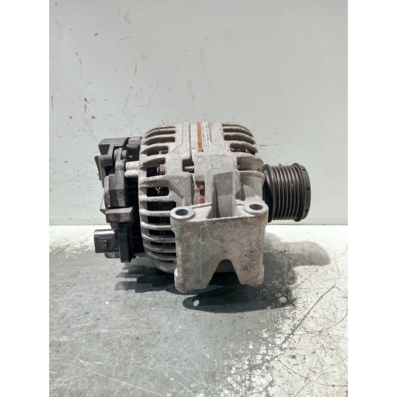 Recambio de alternador para mercedes clase clk (w209) coupe 200 compressor (209.342) referencia OEM IAM A2711540802 0124515088 