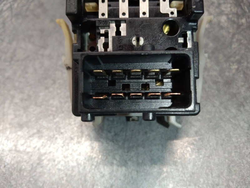 Recambio de mando luces para saab 900 berlina 2.3 s referencia OEM IAM 4739488  