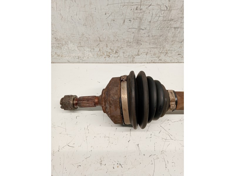 Recambio de transmision delantera izquierda para peugeot 206 berlina referencia OEM IAM   