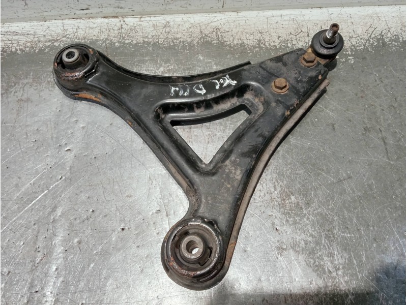 Recambio de brazo suspension inferior delantero derecho para volvo serie 440 referencia OEM IAM   