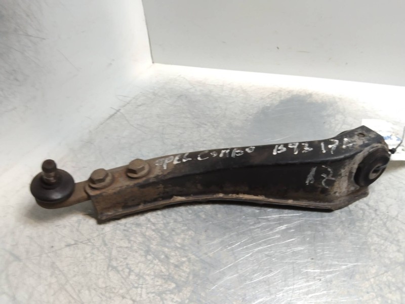 Recambio de brazo suspension inferior delantero izquierdo para opel combo (corsa b) referencia OEM IAM    Recambio de brazo suspension inferior delantero izquierdo para opel combo (corsa b) referencia OEM IAM