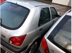 ford fiesta berlina (dx) del año 2000 2