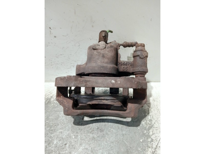 Recambio de pinza freno delantera derecha para fiat scudo (222) referencia OEM IAM 795670  