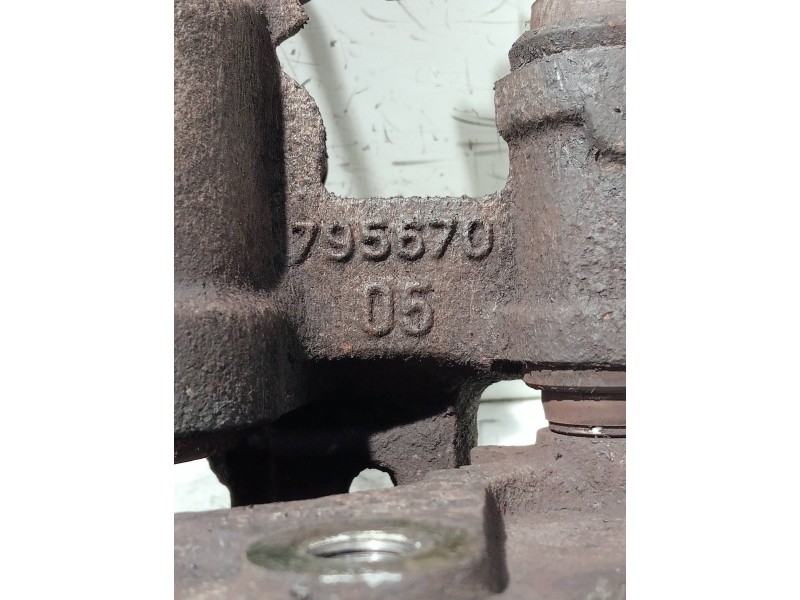 Recambio de pinza freno delantera derecha para fiat scudo (222) referencia OEM IAM 795670  