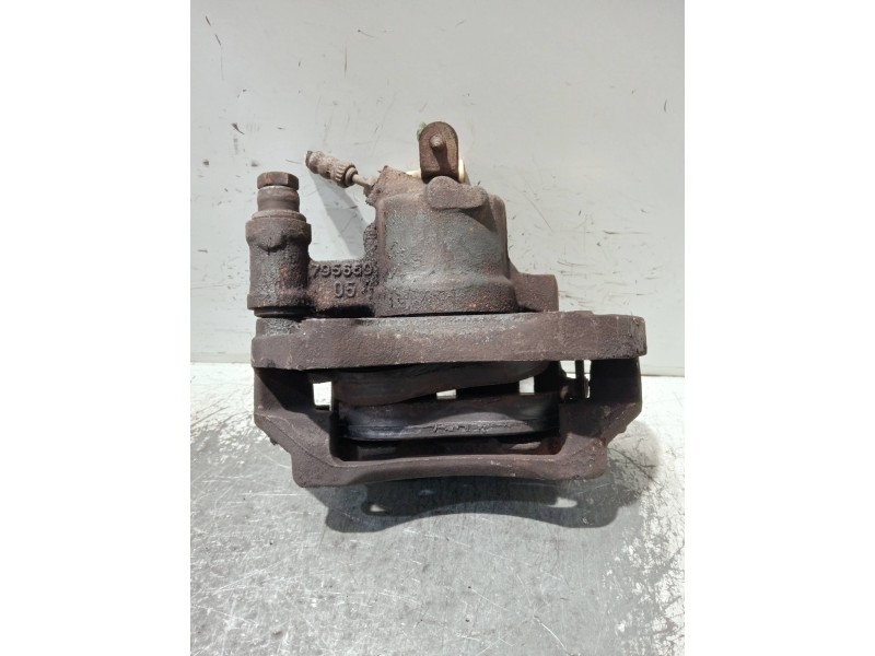 Recambio de pinza freno delantera izquierda para fiat scudo (222) referencia OEM IAM 795669  