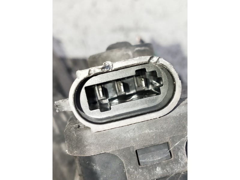 Recambio de faro derecho para renault clio ii fase ii (b/cb0) referencia OEM IAM   