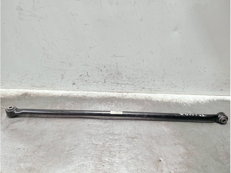 Recambio de tirante trasero derecho para volkswagen caddy furgón/kombi referencia OEM IAM 5R3501529C  