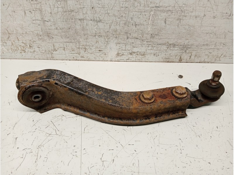 Recambio de brazo suspension inferior delantero izquierdo para opel corsa b referencia OEM IAM   