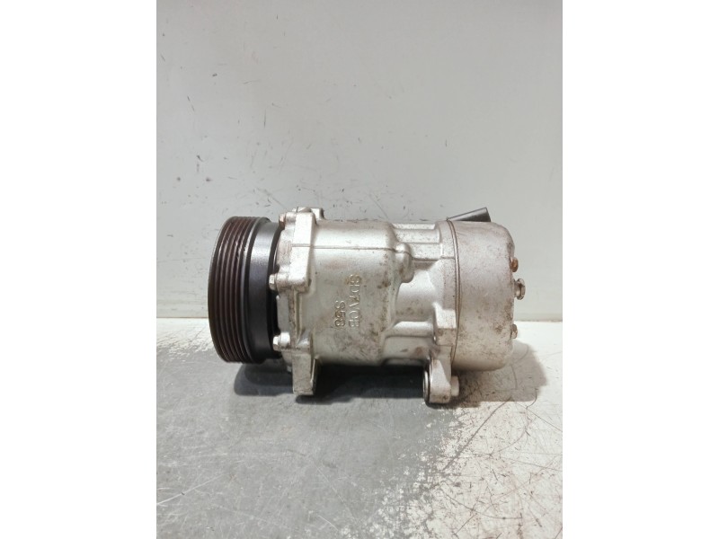 Recambio de compresor aire acondicionado para audi a3 (8l) referencia OEM IAM 813700  