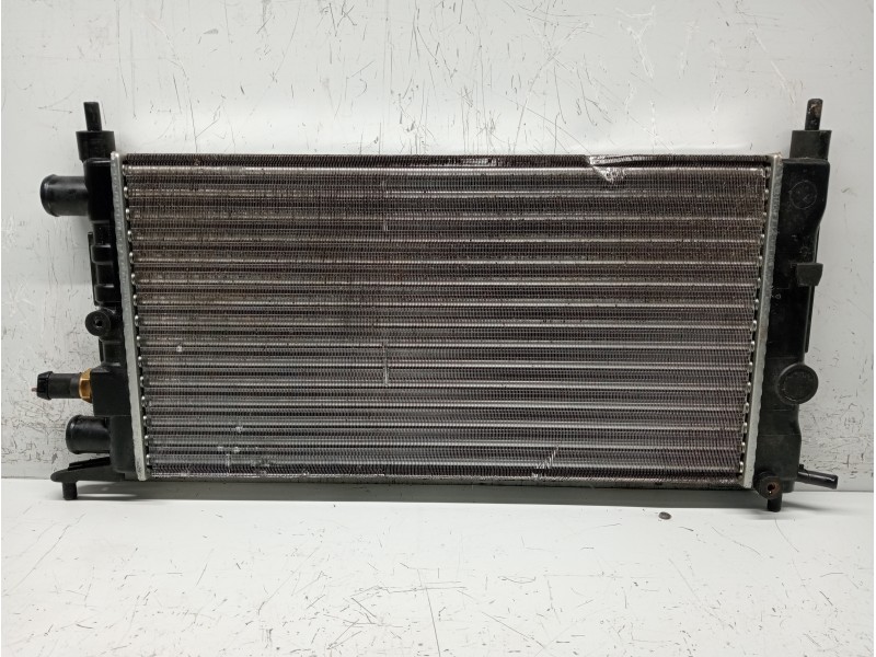 Recambio de radiador agua para opel corsa b referencia OEM IAM NRF2002026  