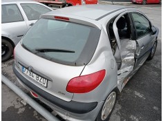 peugeot 206 berlina del año 2002 2