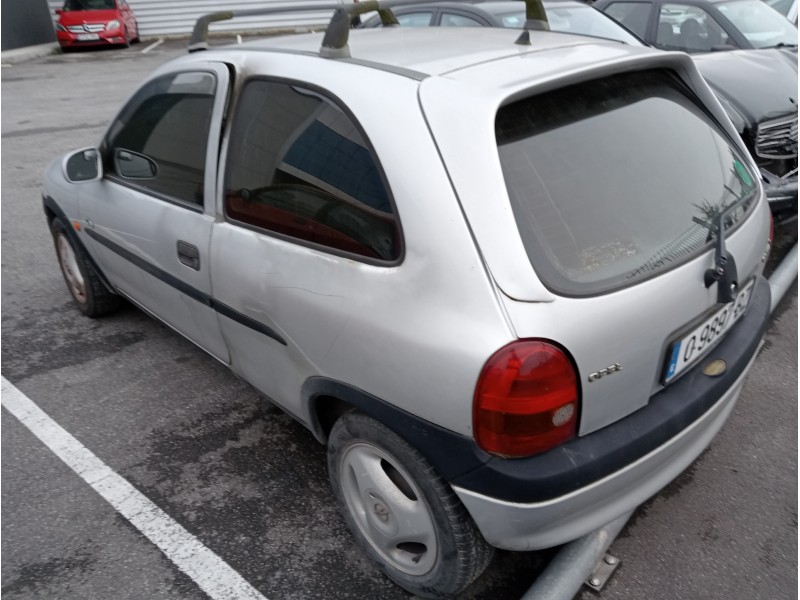 opel corsa b del año 1998