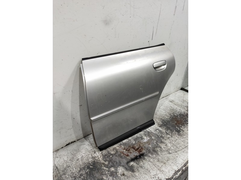 Recambio de puerta trasera izquierda para audi a3 (8l) referencia OEM IAM   5P