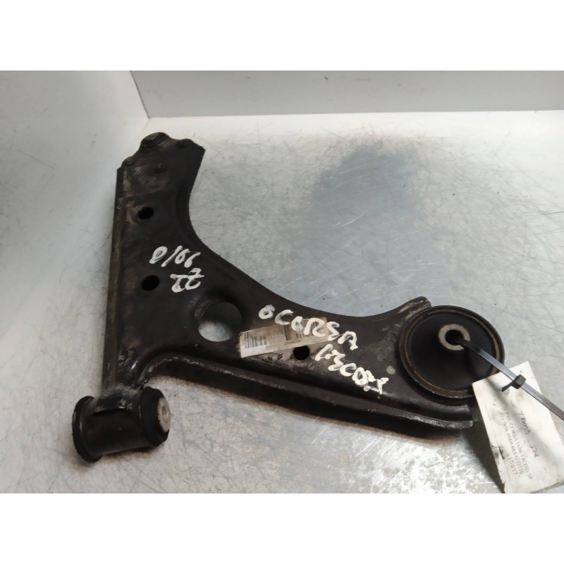 Recambio de brazo suspension inferior delantero izquierdo para opel corsa d 1.3 16v cdti referencia OEM IAM   